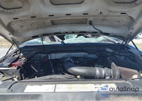 2000 Ford F-150 Lariat/Work Series/Xl/Xlt from USA, damaged, VIN 1FTRX18L7YNB61953